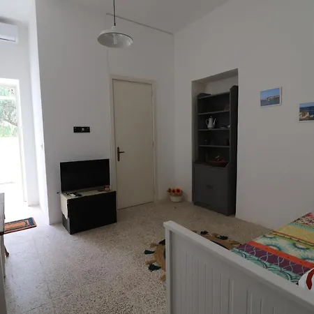 Camilla A Otranto Villa