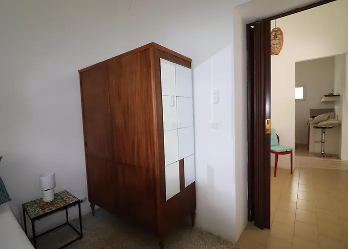 Camilla A Otranto Villa *